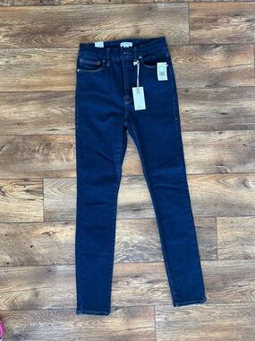 Good American Dark Blue Women's Skinny Jeans - 6-12 size range